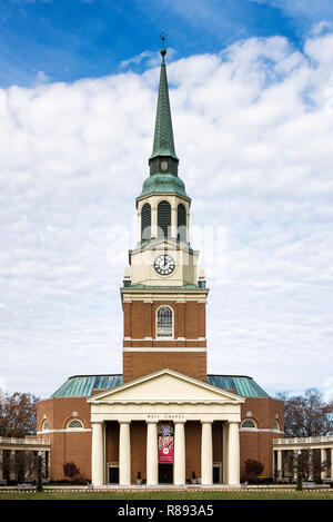 Chapelle d'attente sur le campus de l'Université Wake Forest, Winston-Salem, Caroline du Nord, USA. Banque D'Images