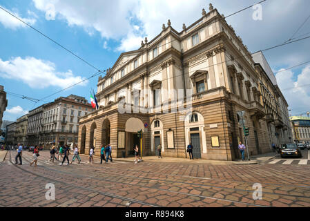 Vue horizontale de La Scala de Milan, en Italie. Banque D'Images