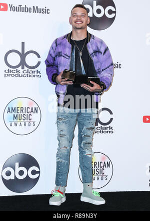 LOS ANGELES, CA, USA - 09 OCTOBRE : Kane Brown dans la salle de presse à l'American Music Awards 2018 qui a eu lieu au Théâtre Microsoft L.A. Vivre le 9 octobre 2018 à Los Angeles, Californie, États-Unis. (Photo par Xavier Collin/Image Press Office) Banque D'Images