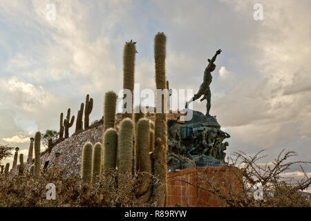 Monumento a los Heroes de la Independencia à Humahuaca, Argentine Banque D'Images