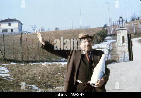 La Tragedia di un uomo ridicolo Année : 1981 Italie Réalisateur : Bernardo Bertolucci Ugo Tognazzi Banque D'Images