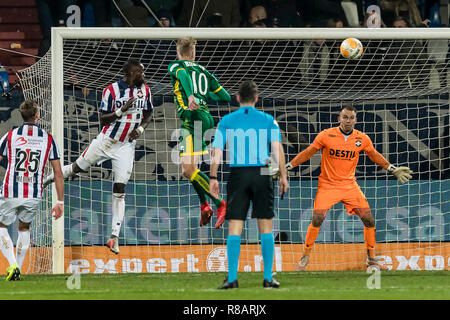 TILBURG - 14-12-2018, Koning Willem II stadion néerlandaise de football saison 2018 / 2019 de l'Eredivisie. Lecteur ADO Lex Immers marque le 0-3 pendant le match Willem II - ADO. Banque D'Images