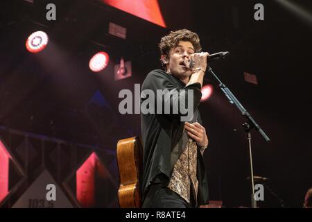 Rosemont, Illinois, USA. Dec 12, 2018. SHAWN MENDES au cours de l'iHeartRadio 103,5 KISS FM Jingle Ball à l'Allstate Arena à Rosemont, Illinois Crédit : Daniel DeSlover/ZUMA/Alamy Fil Live News Banque D'Images