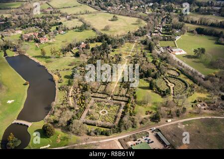 Les Jardins du Souvenir de Stoke Poges, Buckinghamshire, 2018. Créateur : Angleterre historique photographe personnel. Banque D'Images