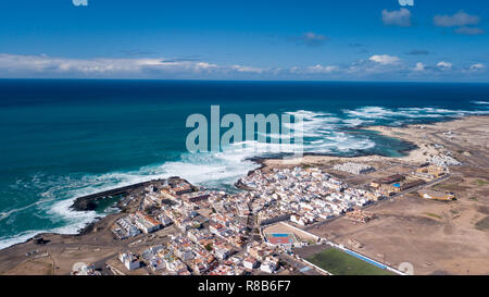 Vue aérienne de la baie d'El Cotillo, Fuerteventura, îles canaries Banque D'Images