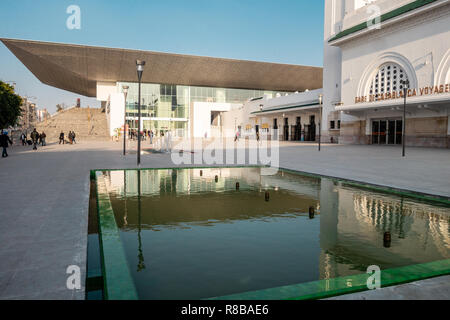 Casablanca, Maroc - 10 décembre 2018 : Avis de nouvelle gare Casa Voyageur Banque D'Images