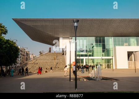 Casablanca, Maroc - 10 décembre 2018 : Avis de nouvelle gare Casa Voyageur Banque D'Images