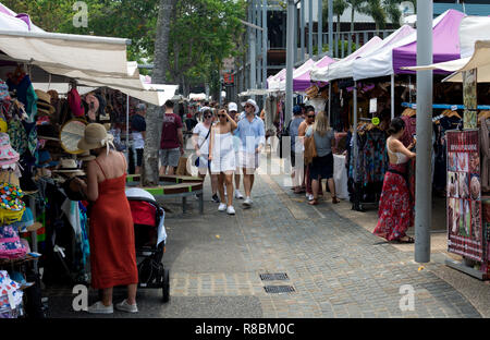 Dimanche marché vie, South Bank, Brisbane, Queensland, Australie Banque D'Images