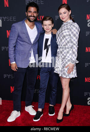 HOLLYWOOD, LOS ANGELES, CA, USA - Mai 06 : Ignacio Serricchio, Maxwell Jenkins, Mina Sundwall le FYSee à Netflix Kick Off Party 2018 tenue à Raleigh Studios le 6 mai 2018 à Hollywood, Los Angeles, Californie, États-Unis. (Photo par Xavier Collin/Image Press Office) Banque D'Images