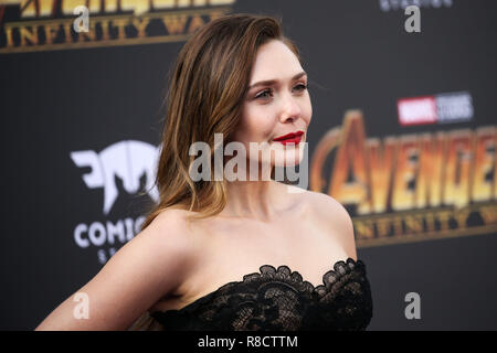 HOLLYWOOD, LOS ANGELES, CA, USA - 23 avril : Elizabeth Olsen lors de la première mondiale de Disney et Marvel Avengers : l'infini du 'guerre' tenue à l'El Capitan Theatre, Kodak Theater et Théâtre chinois de Grauman IMAX le 23 avril 2018 à Hollywood, Los Angeles, Californie, États-Unis. (Photo par Xavier Collin/Image Press Office) Banque D'Images