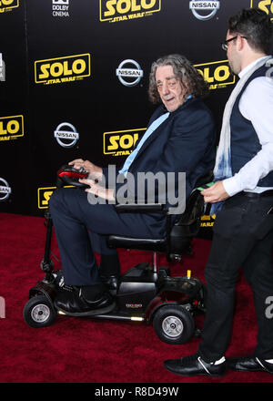 HOLLYWOOD, LOS ANGELES, CA, USA - 10 MAI : Peter Mayhew au Los Angeles Première de Disney Pictures et Lucasfilm's 'Solo : Une histoire de la guerre des étoiles" qui a eu lieu au El Capitan Theatre le 10 mai 2018 à Hollywood, Los Angeles, Californie, États-Unis. (Photo par Xavier Collin/Image Press Office) Banque D'Images