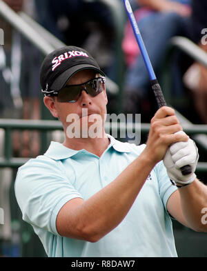 De Suède Henrik Stenson tees off sur le 10e trou lors de la ronde 2 de la World Golf Championships - CA Championship à Doral Country Club de Doral, Floride le 13 mars 2009. Banque D'Images