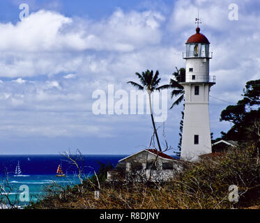 Le Diamond Head, situé sur l'île hawaïenne d'Oahu a été érigée en 1898 et automatisé en 1924 et représente toujours un phare aujourd'hui. Banque D'Images