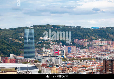 Vue aérienne de la ville de Bilbao au Pays Basque, Espagne Banque D'Images