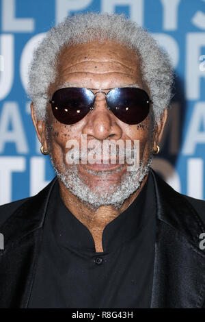 MOUNTAIN VIEW, CA, USA - Décembre 03 : Morgan Freeman à la percée 2018 Cérémonie de remise des prix s'est tenue au Centre de recherche Ames de la NASA le 3 décembre 2017 à Mountain View, Californie, États-Unis. (Photo par Xavier Collin/Image Press Office) Banque D'Images