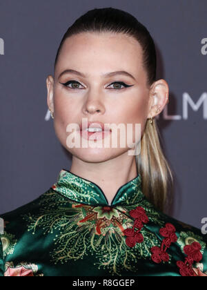 LOS ANGELES, CA, USA - 04 novembre : Modèle Enceinte Behati Prinsloo portant une robe Gucci arrive au LACMA Art  + Film 2017 Gala tenu au Los Angeles County Museum of Art, le 4 novembre 2017 à Los Angeles, Californie, États-Unis. (Photo par Xavier Collin/Image Press Office) Banque D'Images