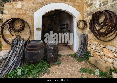 Musée en plein air à Mangiapane grotte ou "Grotta Mangiapane", une ancienne colonie habitée depuis le Paléolithique supérieur, Trapani, Sicile, Italie Banque D'Images