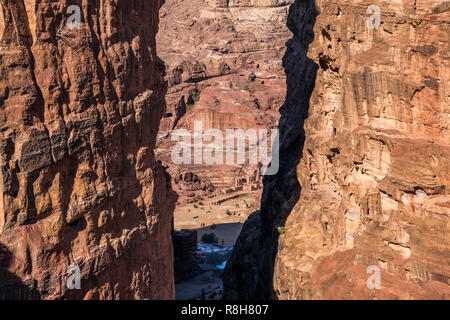 Das römische Theatre von oben gesehen, Petra, Bosnien und her ..., Asien | Théâtre Romain vu du dessus, Petra, Jordanie, Asie Banque D'Images