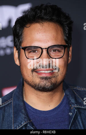 HOLLYWOOD, LOS ANGELES, CA, USA - 10 OCTOBRE : Michael Pena lors de la première mondiale de Disney et Marvel Thor : le "Ragnarok" tenue au El Capitan Theatre le 10 octobre 2017 à Hollywood, Los Angeles, Californie, États-Unis. (Photo par Xavier Collin/Image Press Office) Banque D'Images