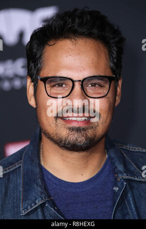 HOLLYWOOD, LOS ANGELES, CA, USA - 10 OCTOBRE : Michael Pena lors de la première mondiale de Disney et Marvel Thor : le "Ragnarok" tenue au El Capitan Theatre le 10 octobre 2017 à Hollywood, Los Angeles, Californie, États-Unis. (Photo par Xavier Collin/Image Press Office) Banque D'Images