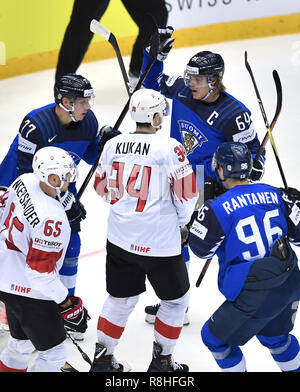 Herning, Danemark. 17 mai, 2017. Markus Nutivaara, Finlande notes à 1-0 lors de la finale entre la Finlande et la Suisse dans l'IIHF Championnat du monde hockey sur glace 2018 de la Jyske Bank Boxen, Herning, Danemark. Credit : Lars Moeller/ZUMA/Alamy Fil Live News Banque D'Images