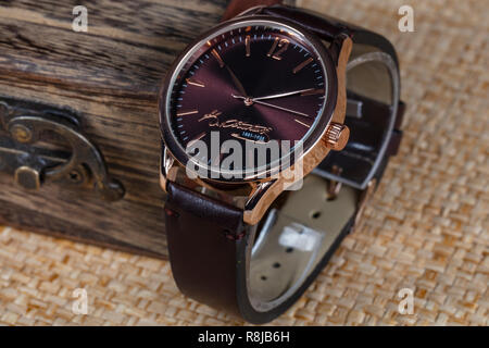 Men's Watch, close-up part watch. Les meilleurs accessoires pour hommes. Banque D'Images