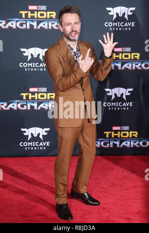 HOLLYWOOD, LOS ANGELES, CA, USA - 10 OCTOBRE : Chris Hardwick lors de la première mondiale de Disney et Marvel Thor : le "Ragnarok" tenue au El Capitan Theatre le 10 octobre 2017 à Hollywood, Los Angeles, Californie, États-Unis. (Photo par Xavier Collin/Image Press Office) Banque D'Images