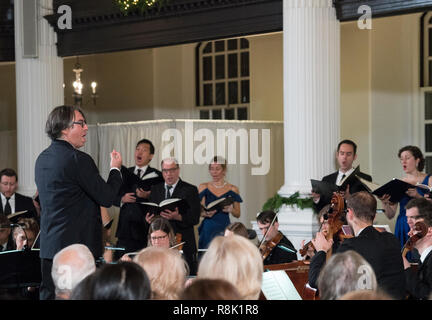 Julian Wachner à St Paul's Chapel mener le Choeur de Trinity Wall Street et le Trinity Baroque Orchestra dans "Le Messie de Haendel. Banque D'Images