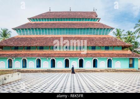 L'Inde, Etat du Kerala, Kozhikode Calicut, Kuttichira ou district, Mishkal mosquée construite en bois par un riche marchand Arabe au 14e siècle Banque D'Images