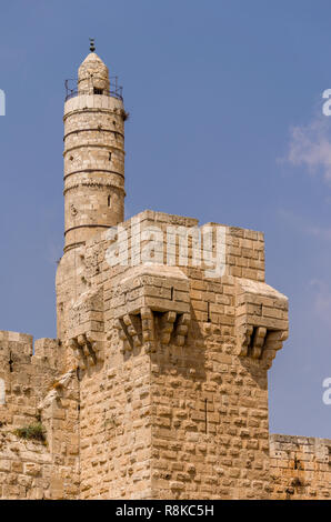 Tour de David et les anciens remparts de la ville de Jérusalem, Israël Banque D'Images