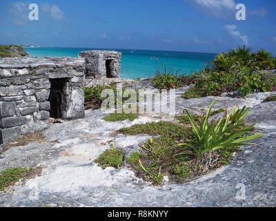 Sur les cabanes en pierre Caraïbes, ruines mayas de Tulum Banque D'Images