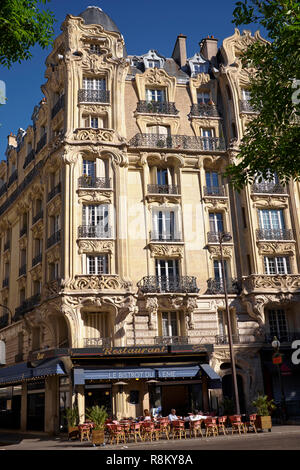 France, Paris, place Etienne Pernet, bâtiment de style Art Nouveau de l'architecte Alfred Wagon, Le Bistrot du 15e Banque D'Images