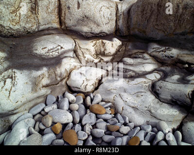 Un gros plan du détail dans rock complexes Dunraven Bay, South Wales, UK Banque D'Images