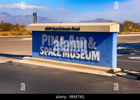 Panneau d'entrée de la PIMA Air & Space Museum à Tucson, Arizona Banque D'Images