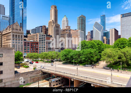 Vue panoramique du centre-ville de Chicago à jour d'été, Chicago, Illinois. Banque D'Images