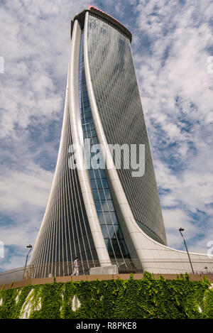 Vue verticale de la Tour Generali à Milan, Italie. Banque D'Images