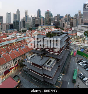 Singapour, Singapour - le 18 octobre 2018 : Buddha Tooth Relic Temple à China Town Banque D'Images