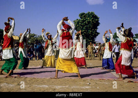 Danse folklorique, bhangra, Pushkar, Rajasthan, india juste Banque D'Images