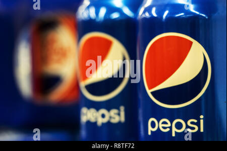 Kiev, Ukraine. Dec 16, 2018. Pepsi-cola vu dans le magasin. Crédit : Igor Golovniov SOPA/Images/ZUMA/Alamy Fil Live News Banque D'Images