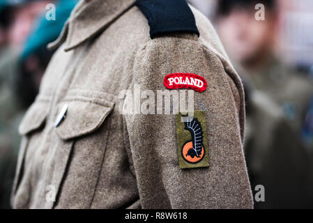 Un parachutiste polonaise de la Seconde Guerre mondiale, un patch sur un uniforme militaire, un emblème de la Pologne. Banque D'Images