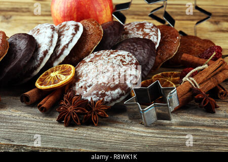 Pains d'Allemand typique comme Lebkuchen et Aachener Printen. biscuits de Noël aux épices. Banque D'Images