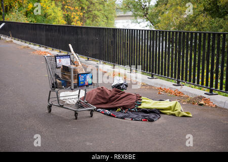 Personne sans-abri dormant dans les rues de Eugene Oregon Banque D'Images