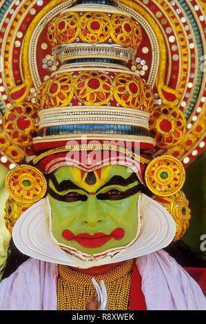 Kathakali, danse classique de l'Inde, K.Sivrajan, Kerala, Inde Banque D'Images