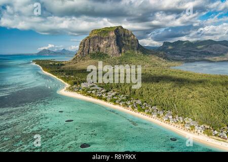 L'Ile Maurice, Rivière Noire, le Morne Brabant, inscrite au Patrimoine Mondial de l'UNESCO (vue aérienne) Banque D'Images