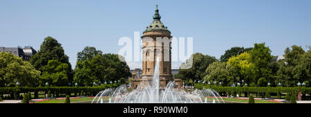 Château d'eau, place Friedrichsplatz, Mannheim, Bade-Wurtemberg, Allemagne, Europe Banque D'Images