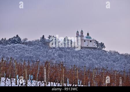 Église de Leopoldsberg, près de Vienne, Autriche sur une journée d'hiver Banque D'Images