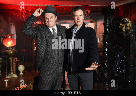 DATE DE SORTIE : Décembre 21, 2018 TITRE : Holmes et Watson STUDIO : Columbia Pictures Réalisateur : Etan Cohen PLOT : un humour prendre sur Sir Arthur Conan Doyle's classic mystères avec Sherlock Holmes et le docteur Watson. Avec : John C. Reilly et Will Ferrell au photocall. (Crédit Image : © Columbia Pictures/photos) Banque D'Images