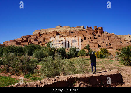 Kasbah Ait Benhaddou au Maroc, l'Afrique, de l'argile traditionnelle berbère ksar - ville fortifiée Banque D'Images