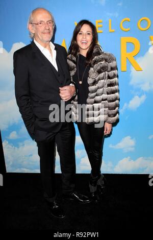 Los Angeles, CA, USA. Dec 10, 2018. Christopher Lloyd, Jane Walker au bois pour des arrivées BIENVENUE À MARWEN Premiere, ArcLight Hollywood, Los Angeles, CA, 10 décembre 2018. Credit : Priscilla Grant/Everett Collection/Alamy Live News Banque D'Images