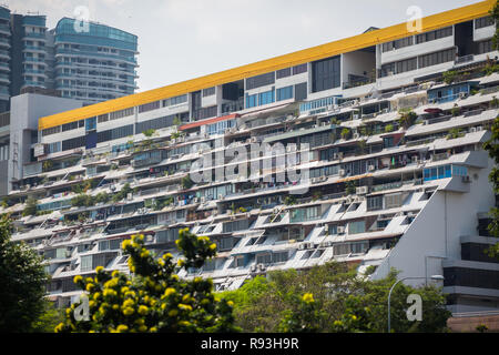 Les unités résidentielles au complexe Golden Mile le long de Beach Road, Singapore Banque D'Images